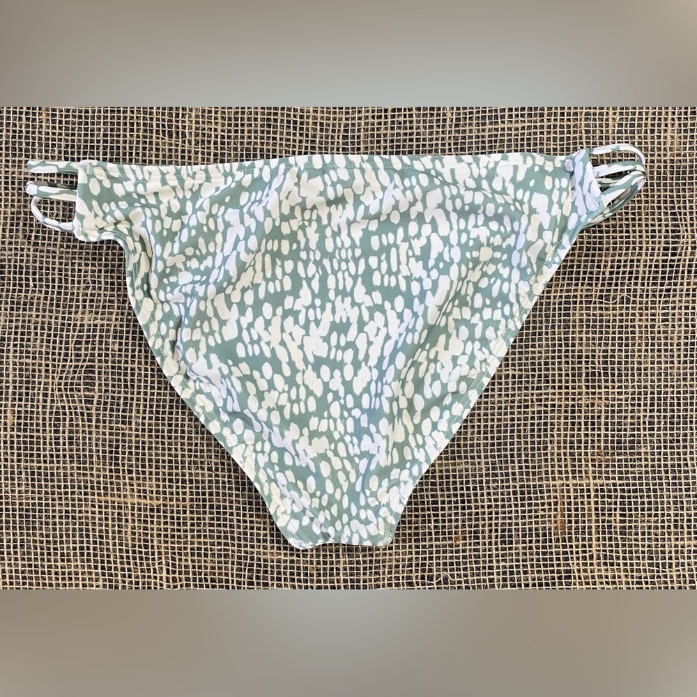 L*Space Kenedy Bathing Suit Bottoms Sz L Seamless Poly/Spandex Anthropologie - Picture 2 of 4